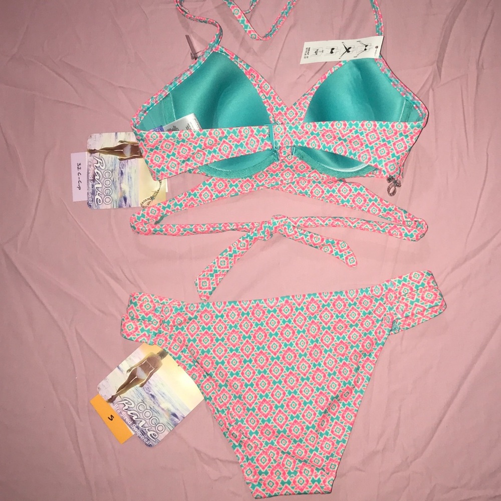 Swimwear Set - Picture 8 of 8